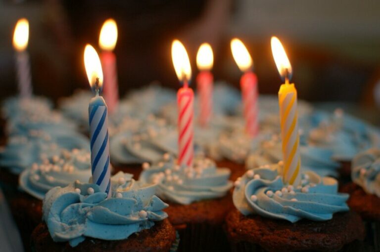 Cupcakes With Candles e1689784478442