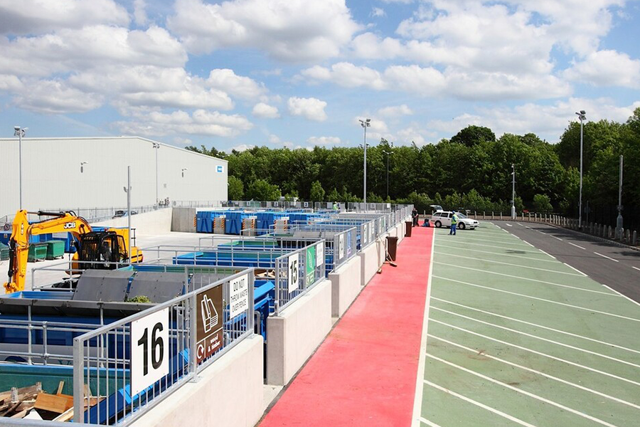 A overview of Longley Lane recycling centre