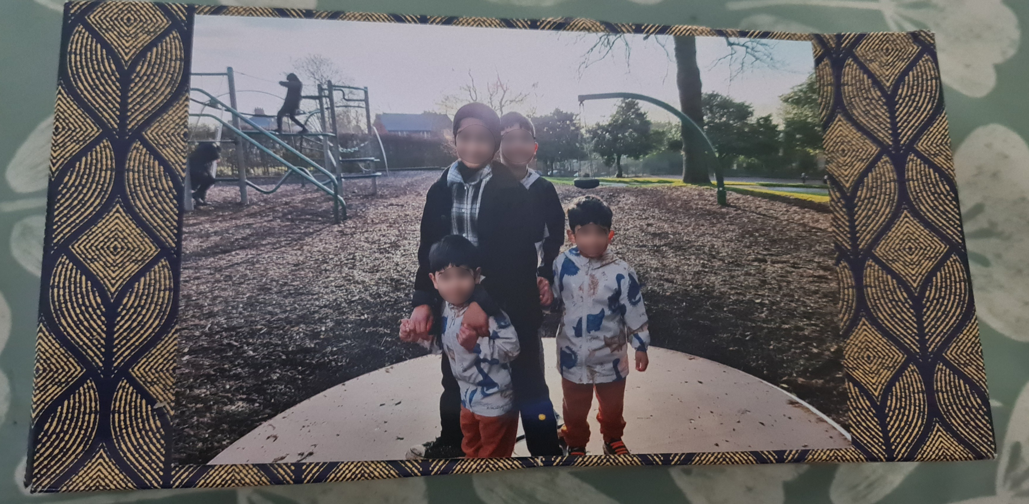 I made a photo frame of my siblings out of cardboard